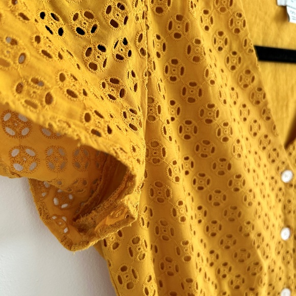 J. Crew Factory V-neck Lace Blouse Peplum Button Down Golden Yellow Size 00 - Picture 4 of 12